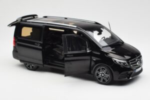 Mercedes V-Class W447 AMG Line Черен Norev 1:18 183860 Метал — снимка 2 от 6