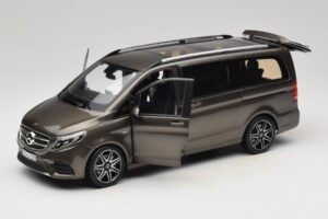 Mercedes V-Class W447 AMG Line Indium Grey Norev 1:18 183873 Метал — снимка 2 от 8