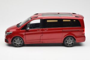Mercedes V-Class W447 Designo Hyacinth Червен Металик Norev 1:18 B66004166 Метал — снимка 3 от 7