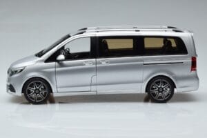 Mercedes V-Class V260 AMG Line Сребрист Norev 1:18 183871 Метал — снимка 5 от 10