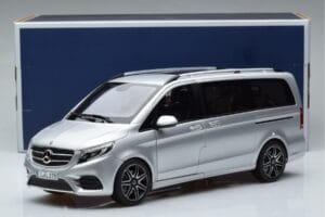 Mercedes V-Class V260 AMG Line Сребрист Norev 1:18 183871 Метал — снимка 10 от 10