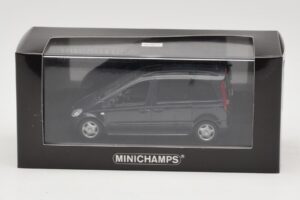 Mercedes Vaneo Тъмносин Minichamps 1:43 400031200 Метал — снимка 4 от 4