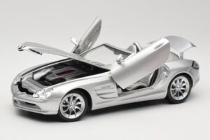 Mercedes Vision SLR Roadster Сребрист Maisto 1:18 B66962107 Метал — снимка 2 от 8