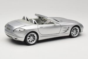 Mercedes Vision SLR Roadster Сребрист Maisto 1:18 B66962107 Метал — снимка 3 от 8