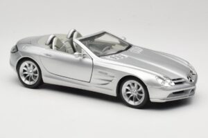 Mercedes Vision SLR Roadster Сребрист Maisto 1:18 B66962107 Метал — снимка 6 от 8