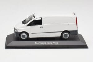 Mercedes Vito Arctic Бял Minichamps 1:43 B66960524 Метал