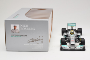Mercedes W03 #8 N. Rosberg Mercedes AMG Petronas Showcar 2012 Minichamps 1:18 110120078 Метал — снимка 6 от 7