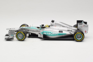 Mercedes W04 #9 N. Rosberg Mercedes AMG Petronas Showcar 2013 Minichamps 1:18 110130079 Метал — снимка 3 от 7