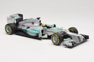 Mercedes W04 #9 N. Rosberg Mercedes AMG Petronas Showcar 2013 Minichamps 1:18 110130079 Метал — снимка 4 от 7