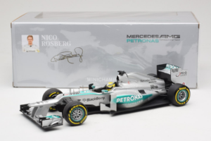 Mercedes W04 #9 N. Rosberg Mercedes AMG Petronas Showcar 2013 Minichamps 1:18 110130079 Метал — снимка 7 от 7