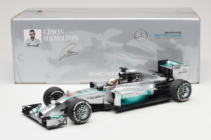 Mercedes W05 #44 L. Hamilton Mercedes AMG Petronas Chinese Grand Prix Winner 2014 Minichamps 1:18 110140244 Метал — снимка 7 от 7