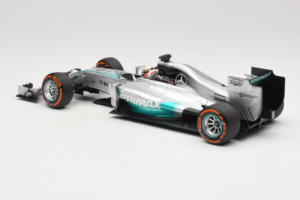 Mercedes W05 #44 L. Hamilton Mercedes AMG Petronas Malaysian Grand Prix Winner 2014 Minichamps 1:18 110140144 Метал — снимка 5 от 7