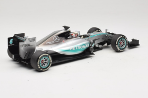 Mercedes W06 #44 L. Hamilton F1 World Champion 2015 Dealer Edition Minichamps 1:18 B66960539 Метал — снимка 2 от 7
