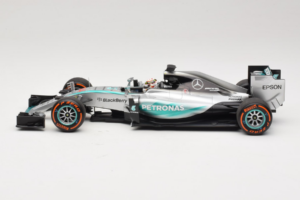 Mercedes W06 #44 L. Hamilton Mercedes AMG Petronas Japanese Grand Prix Winner 2015 Minichamps 1:18 110150344 Метал — снимка 3 от 7