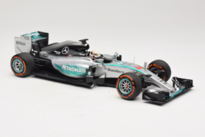 Mercedes W06 #44 L. Hamilton Mercedes AMG Petronas Japanese Grand Prix Winner 2015 Minichamps 1:18 110150344 Метал — снимка 4 от 7