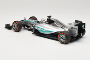 Mercedes W06 #44 L. Hamilton Mercedes AMG Petronas Japanese Grand Prix Winner 2015 Minichamps 1:18 110150344 Метал — снимка 5 от 7