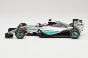 Mercedes W06 #44 L. Hamilton Mercedes AMG Petronas United States Grand Prix Winner World Champion 2015 Minichamps 1:18 110150 — снимка 3 от 7