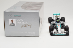 Mercedes W06 #6 N. Rosberg Mercedes AMG Petronas Japanese Grand Prix 2015 Minichamps 1:18 110150206 Метал — снимка 6 от 7