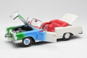 Mercedes 280SE W108 Tricolor Maisto 1:18 56014 Метал — снимка 2 от 8