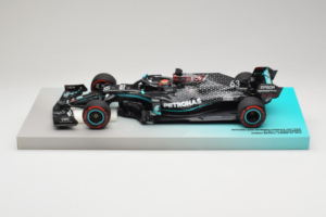 Mercedes W11 #63 G. Russell Mercedes AMG Petronas Sakhir Grand Prix 2020 Minichamps 1:18 113201663 Смола