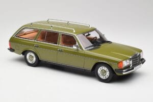 Mercedes W123 200T Cypress Зелен BoS Models 1:18 BOS008 Метал — снимка 4 от 6