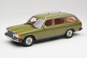 Mercedes W123 200T Cypress Зелен BoS Models 1:18 BOS008 Метал