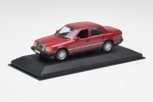 Mercedes 300D W124 Червен Minichamps 1:43 3209 Метал — снимка 2 от 4