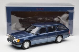 Mercedes 300D W124 T-Modell Nautical Син Norev 1:18 183962 Метал — снимка 8 от 8