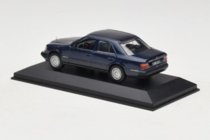 Mercedes W124 Тъмно Син Minichamps 1:43 MB006 Метал — снимка 3 от 4