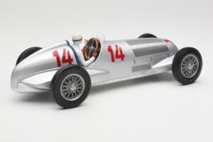 Mercedes W125 #14 Daimler-Benz AG M. von Brauchitsch 2nd Place German GP 1937 Minichamps 1:18 155373114 Метал — снимка 2 от 6
