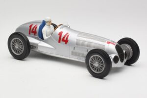 Mercedes W125 #14 Daimler-Benz AG M. von Brauchitsch 2nd Place German GP 1937 Minichamps 1:18 155373114 Метал — снимка 4 от 6