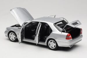 Mercedes C36 AMG W202 Silver Metallic Norev 1:18 183380 Метал — снимка 5 от 8