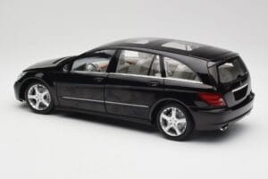 Mercedes R-Class W251 Obsidian Черен Minichamps 1:18 150034601 Метал — снимка 7 от 8