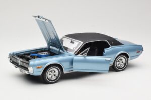 Mercury Cougar XR-7 Син Sun Star 1:18 1562 Метал — снимка 2 от 8