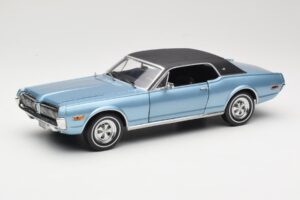 Mercury Cougar XR-7 Син Sun Star 1:18 1562 Метал