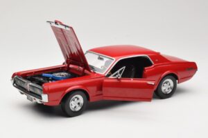 Mercury Cougar XR-7 Червен Sun Star 1:18 1541 Метал — снимка 2 от 8
