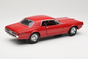 Mercury Cougar XR-7 Червен Sun Star 1:18 1541 Метал — снимка 3 от 8
