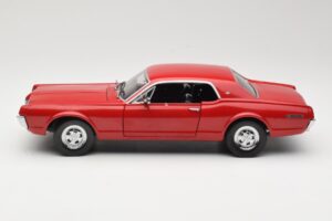Mercury Cougar XR-7 Червен Sun Star 1:18 1541 Метал — снимка 4 от 8