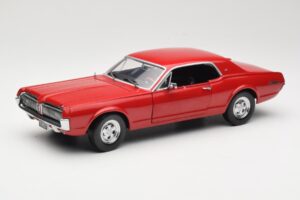 Mercury Cougar XR-7 Червен Sun Star 1:18 1541 Метал