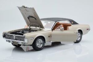 Mercury Cougar XR7-G Fawn Sun Star 1:18 1572 Метал — снимка 2 от 8
