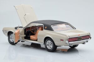 Mercury Cougar XR7-G Fawn Sun Star 1:18 1572 Метал — снимка 5 от 8
