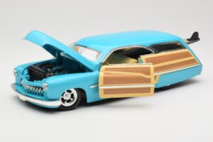 Mercury Merc Woodie Син Hot Wheels 1:18 27806 Метал — снимка 2 от 8