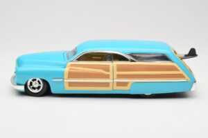 Mercury Merc Woodie Син Hot Wheels 1:18 27806 Метал — снимка 4 от 8