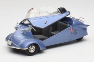 Messerschmitt KR201 Roadster Син Revell 1:18 08966 Метал — снимка 2 от 8