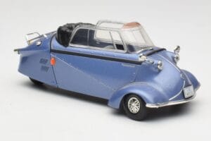 Messerschmitt KR201 Roadster Син Revell 1:18 08966 Метал — снимка 6 от 8