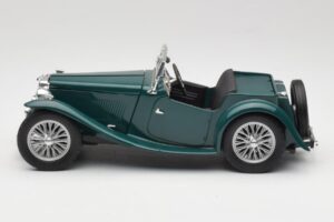 MG TC Midget Shires Green Road Legends 1:18 92468 Метал — снимка 4 от 8