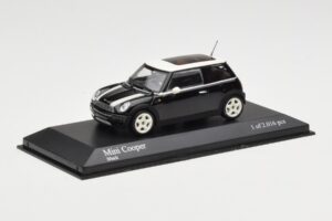 MINI Cooper R50 Черен Minichamps 1:43 431138101 Метал — снимка 3 от 5
