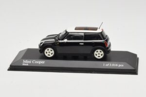 MINI Cooper R50 Черен Minichamps 1:43 431138101 Метал