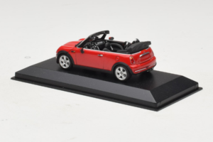Mini Cooper R52 Кабриолет Червен Minichamps 1:43 431138230 Метал — снимка 3 от 4