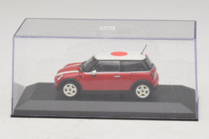 Mini Cooper Червен с Японско Знаме Minichamps 1:43 80420309024-R1 Метал — снимка 4 от 5